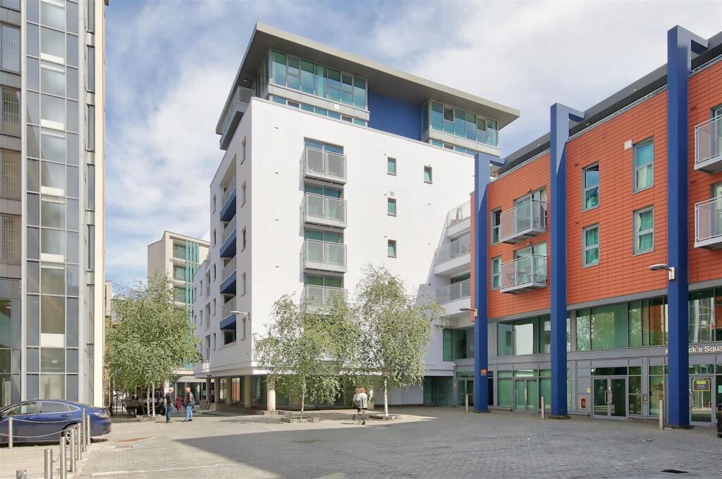 Centre Square Wandsworth
